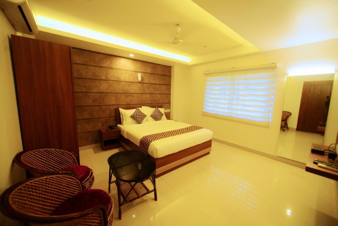 Kb Residency Hotel Kozhikode Ngoại thất bức ảnh
